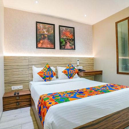 Отель Fabexpress The Dream Residency - Nr Mumbai International Airport Экстерьер фото