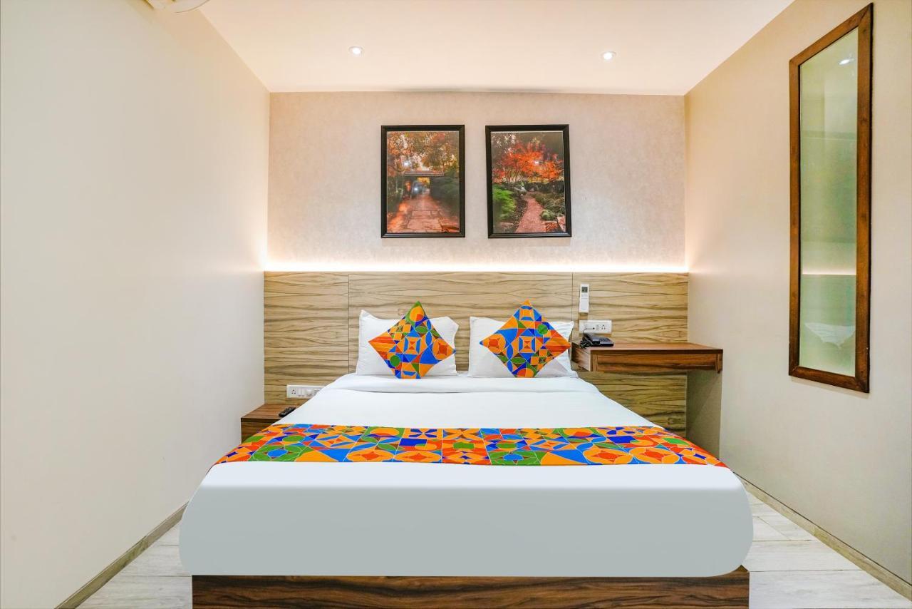 Отель Fabexpress The Dream Residency - Nr Mumbai International Airport Экстерьер фото